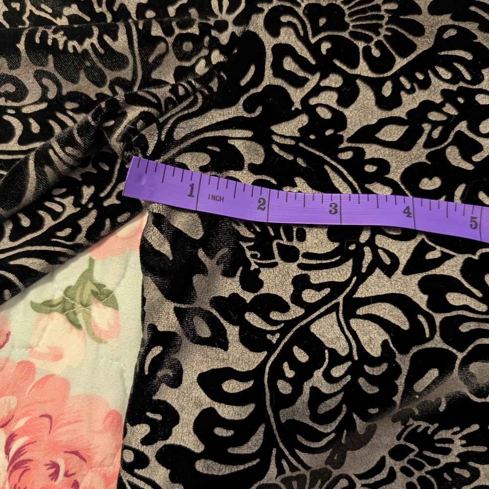 Black And Silver Patterned Two-Piece Set - image 5